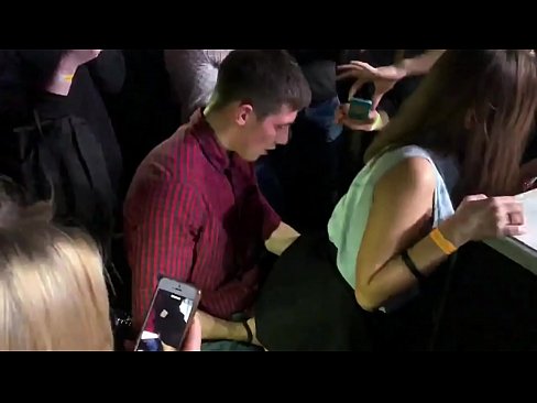 ❤️ sex tūturu i roto i te nightclub Russian. 18-tau-tawhito Russian kotiro i roto i te nono me te tara fucked i roto i te nightclub ❤️❌  Sex i porn mi.analpics.ru